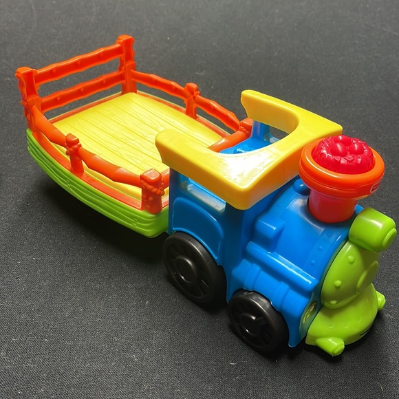Fisher Price Little People Recycling Garbage Truck Sing n Learn & Zoo Train Toy - Picture 5 of 14